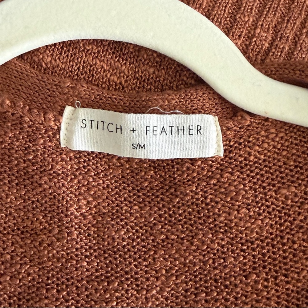 Stitch & Feather V-Neck Button Henley Sweater in Rust Brown S/M - Picture 7 of 9
